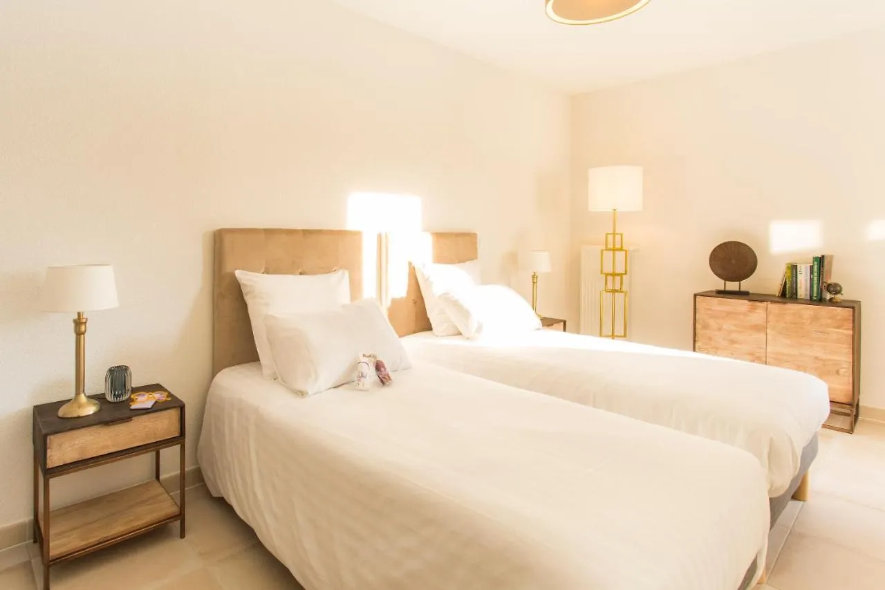 Zenao Appart'hotel Villeneuve les Avignon Appart hôtel