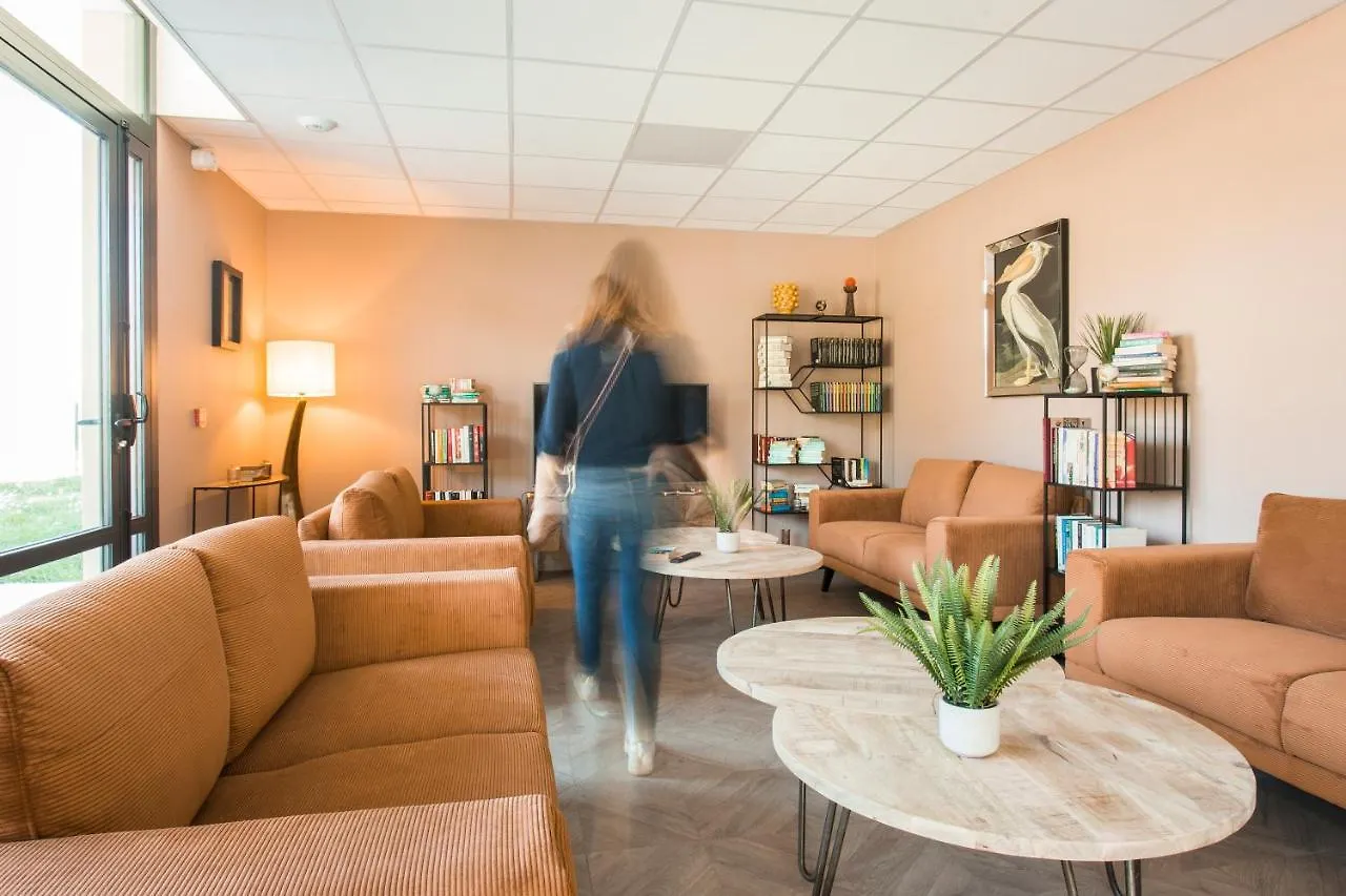 Zenao Appart'Hotels Villeneuve-Les-Avignon 0*,