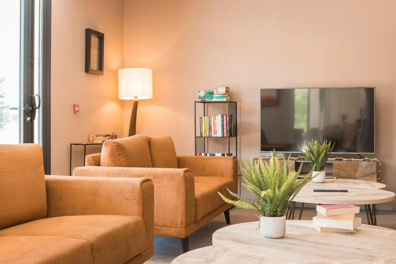 Zenao Appart'Hotels Villeneuve-Les-Avignon 0*,  France