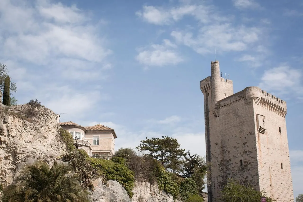 Zenao Appart'Hotels Villeneuve-Les-Avignon 0*,